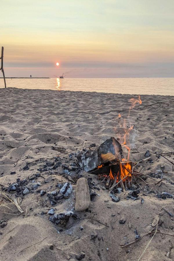 Ontonagon Home With Fire Pit - Steps To Beach! Exterior photo